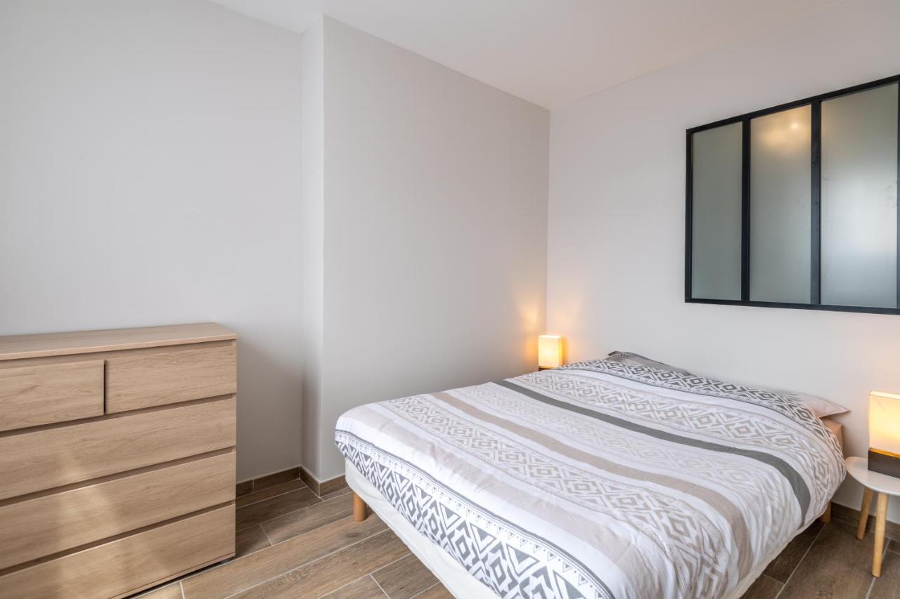 Appartement Lumineux Au Centre Du Village Saint-Felix  外观 照片